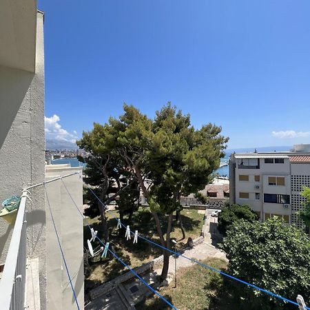 Banana Split Apartment Exterior photo
